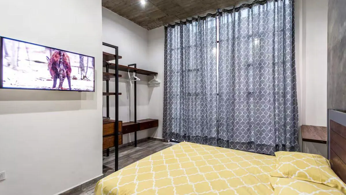 Recámara queen The Yellow Loft renta vacacional San Miguel de Allende